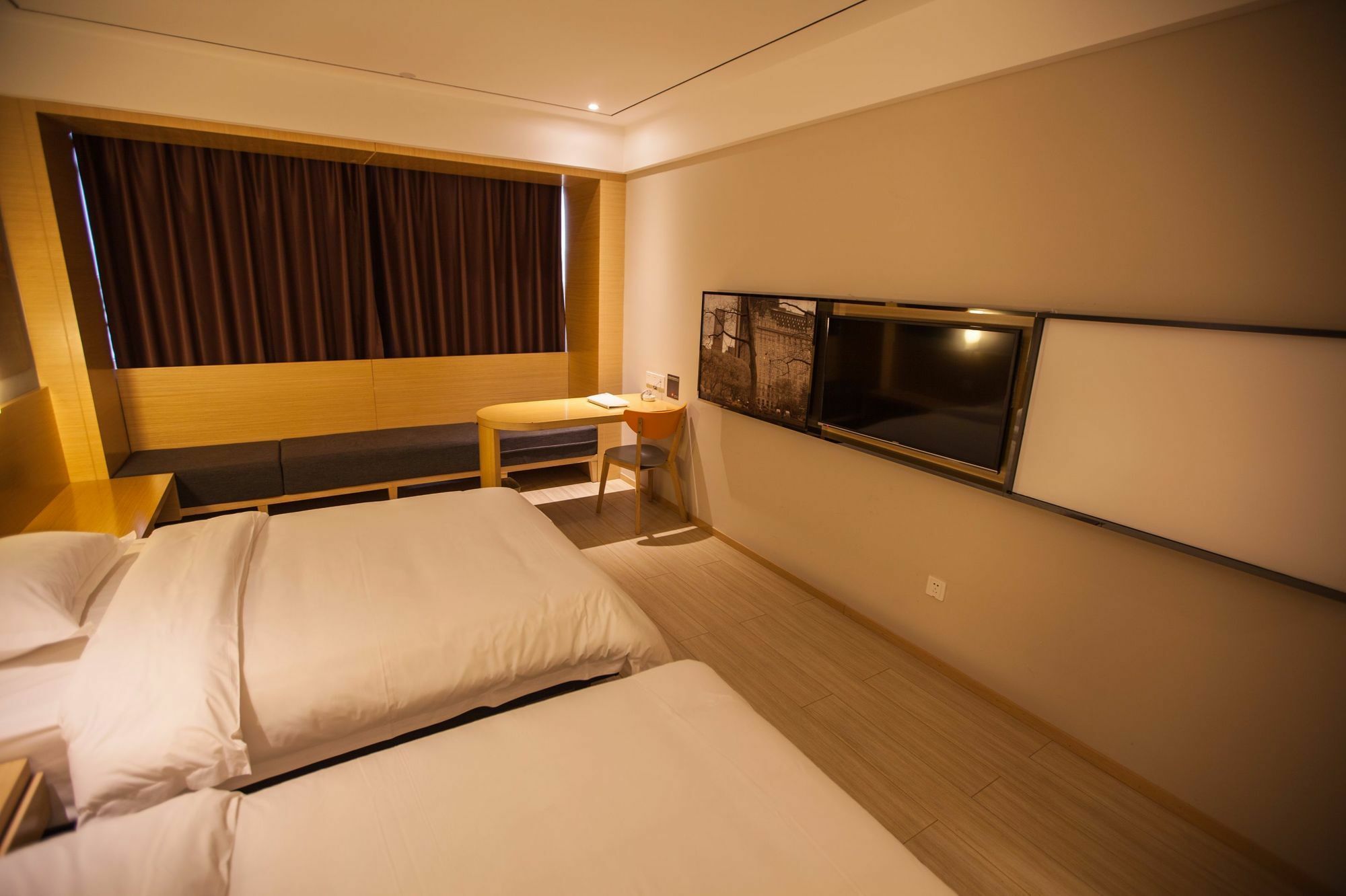 Ibis Leshan City Center Exterior photo